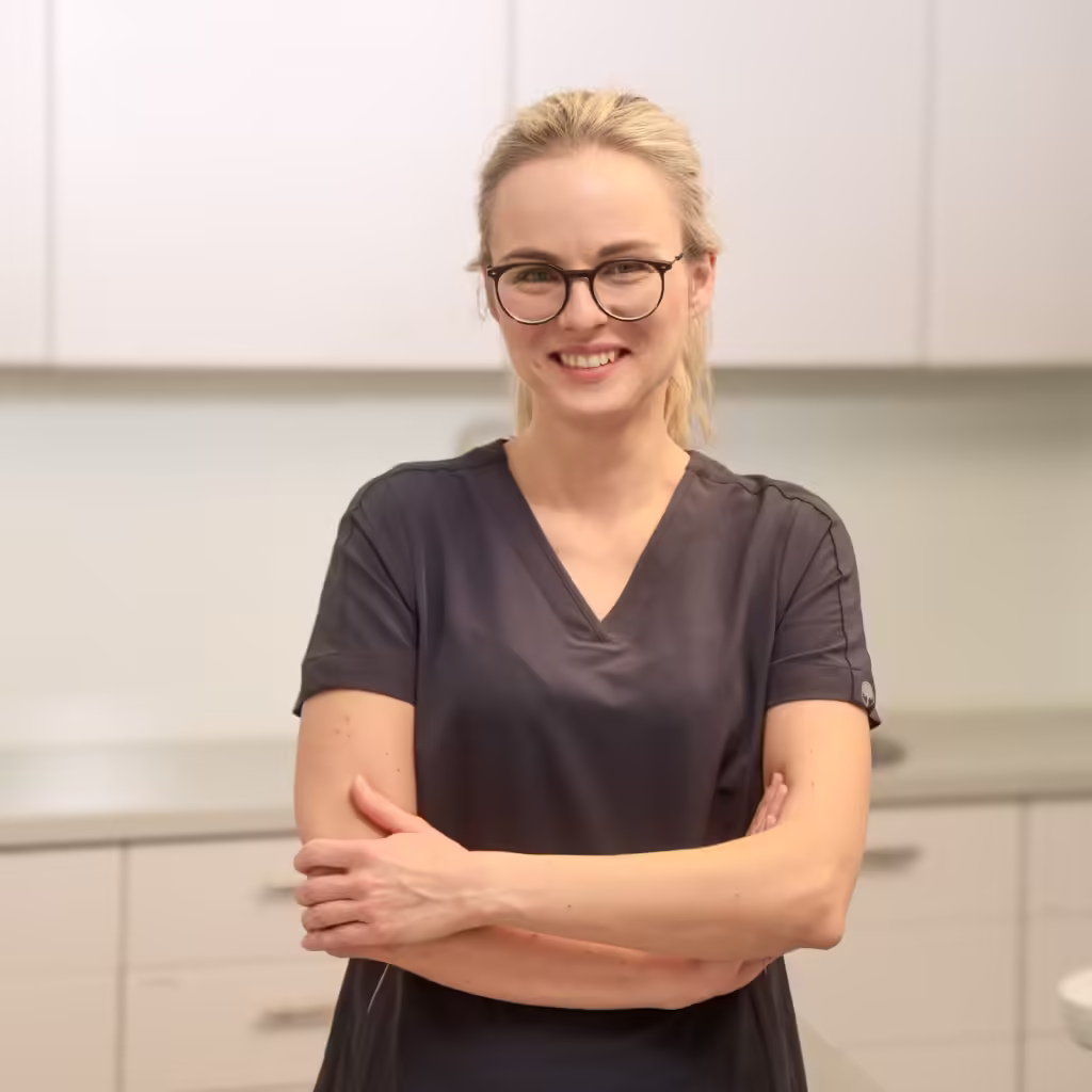 lek. dent. Katarzyna Miękus-Michalak Specjalista chirurgii szczękowo-twarzowej, chirurgia stomatologiczna, implanty